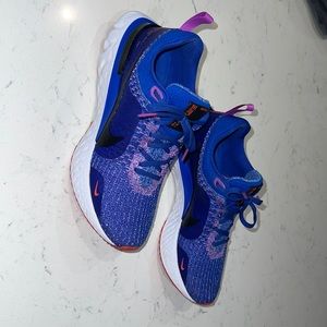 Nike React Infinity 3. Size US 8.5 women’s. Only worn once, like brand new.